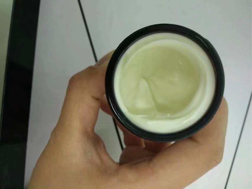 🥑😁⭐️⭐️⭐️今天和大家分享的这款面膜是麦卢卡蜂面膜，