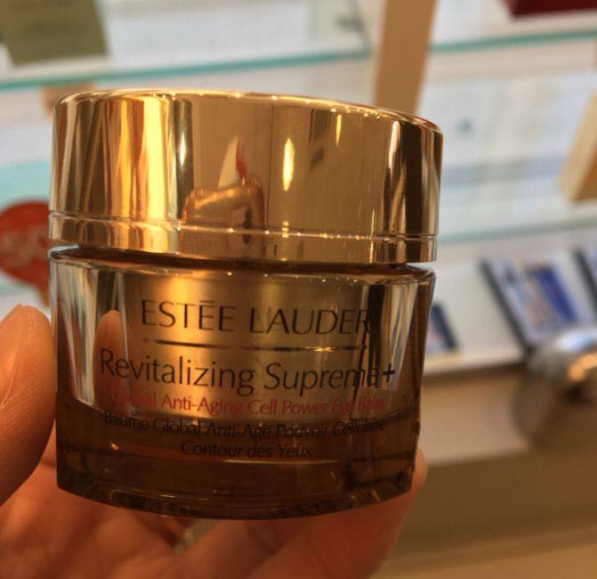 美国运通必买雅诗兰黛！参加了两年的活动每一期都有雅诗兰黛，那