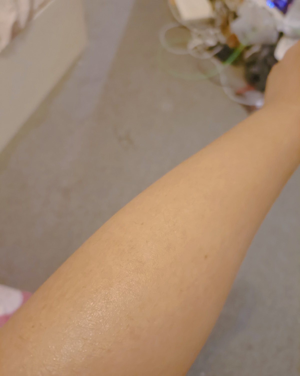 对于身体乳，我一向是喜欢越轻薄越好，这样身体没有一点负担，a