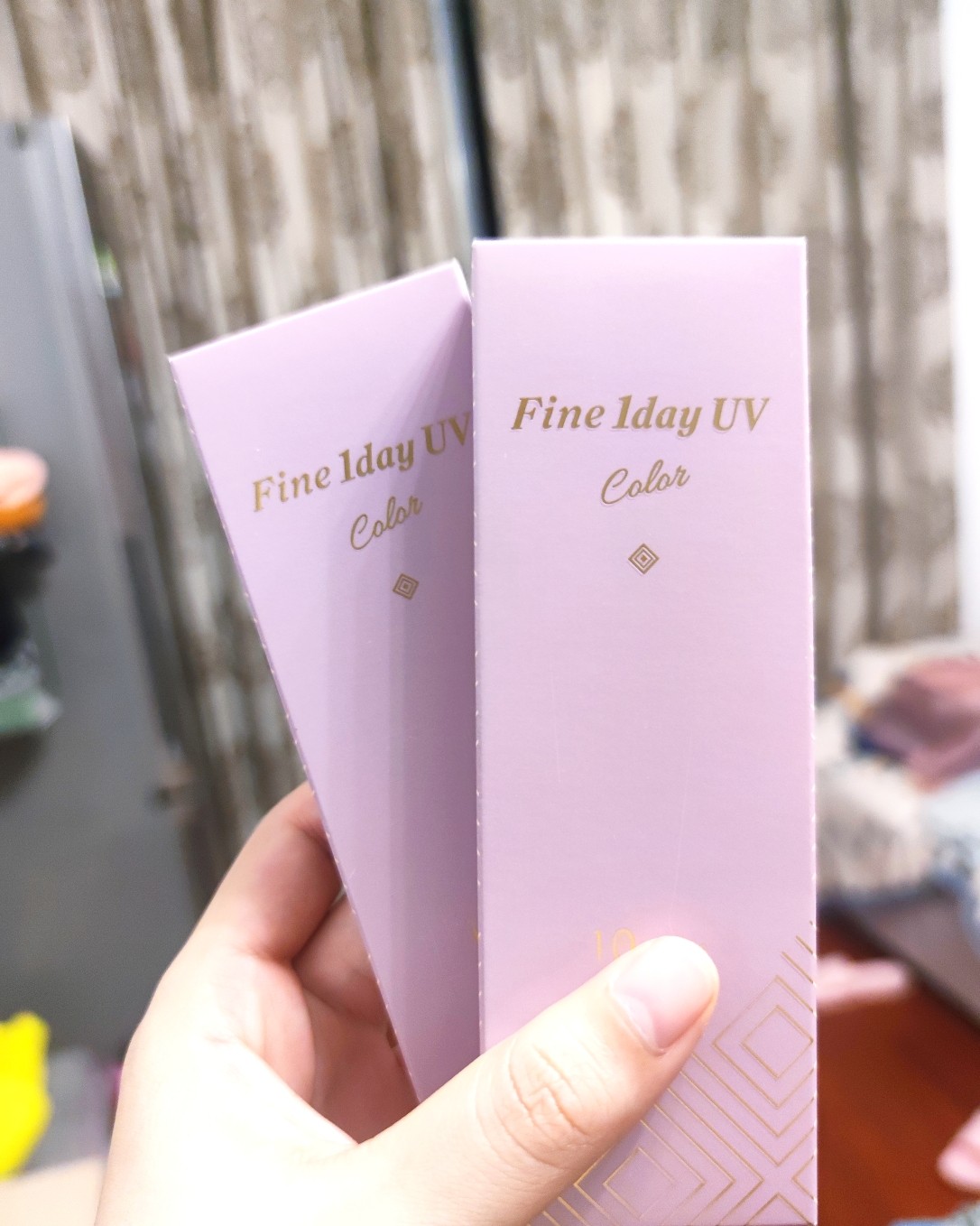 被抽中视客网的美瞳试用已经3个礼拜，刚刚收到官方寄来的美瞳，