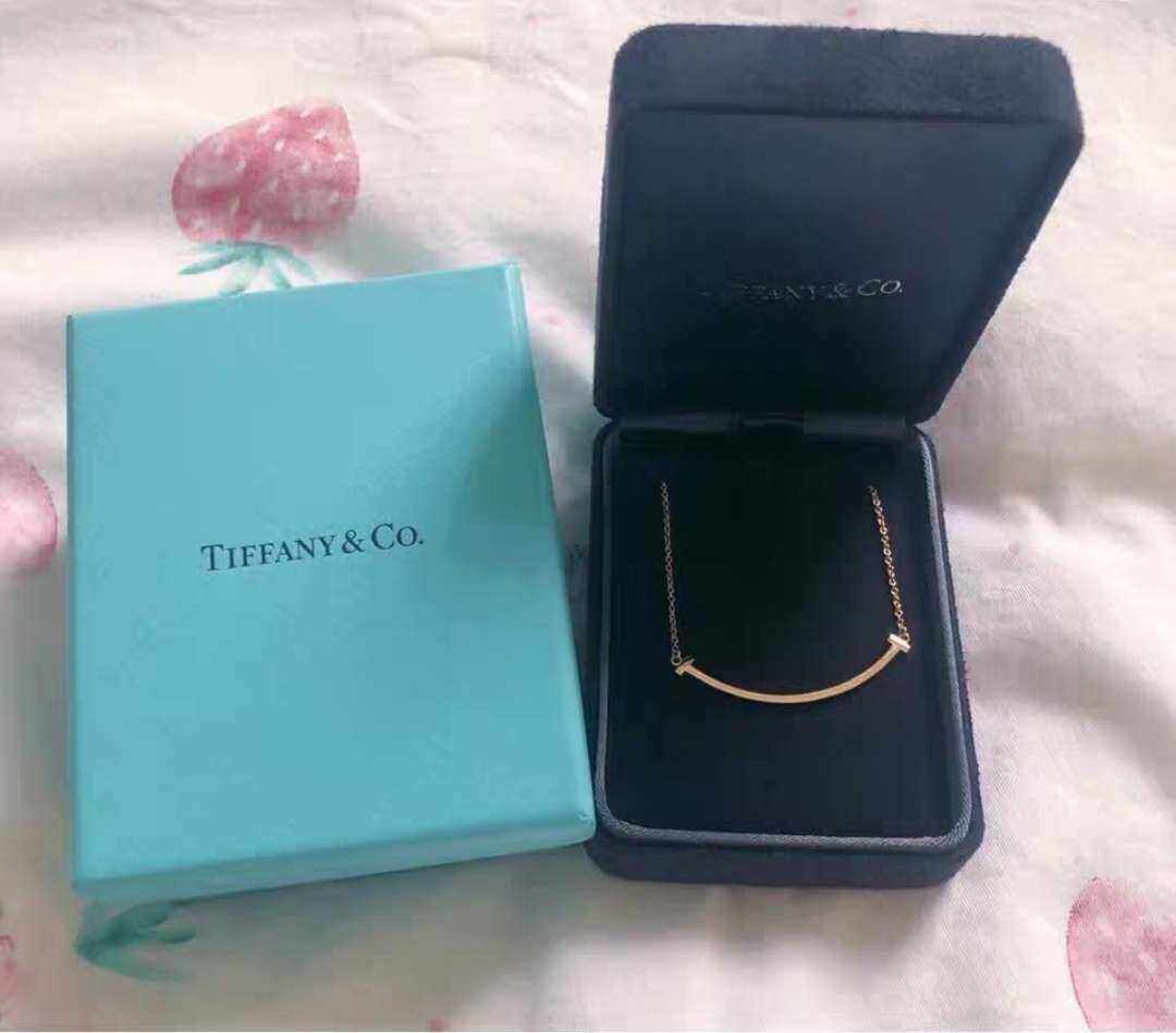✅Tiffany微笑项链，不知道是哪一年，好像某部电视剧开播