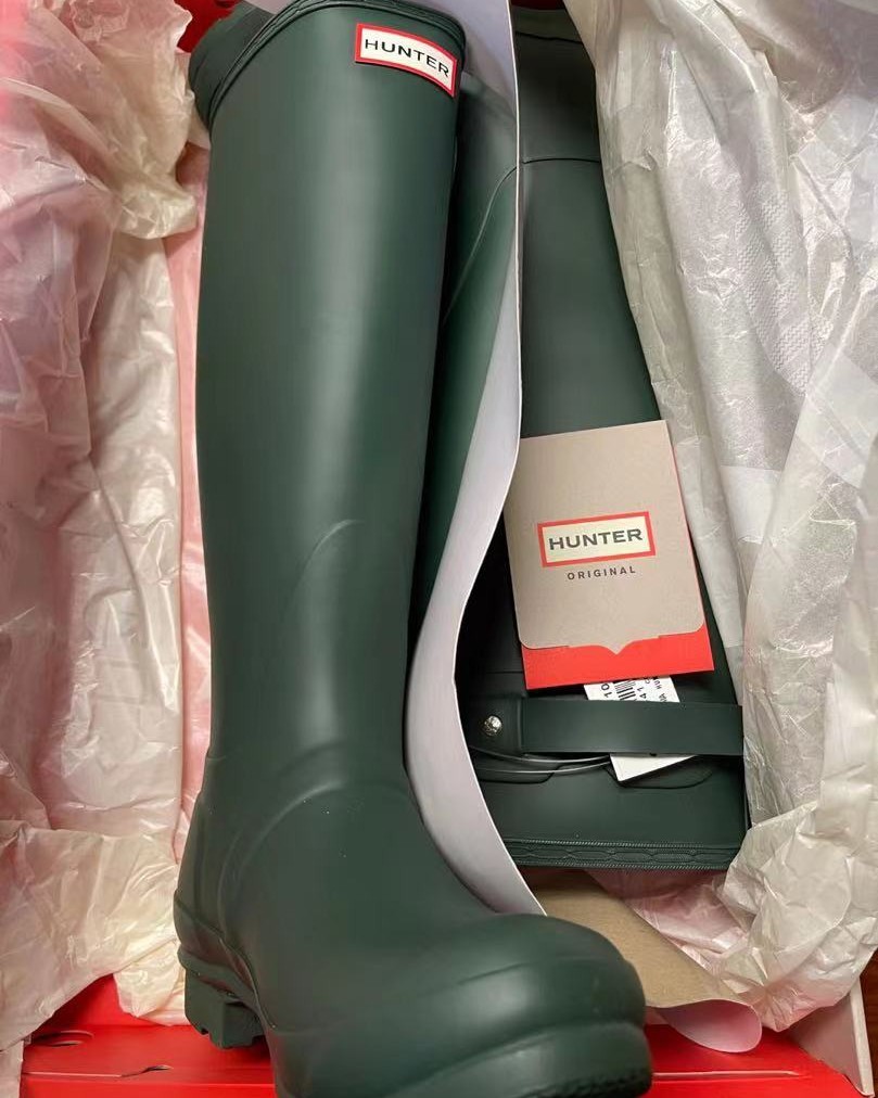 转运代买的Costco hunter 雨靴，刚刚收到货，入库