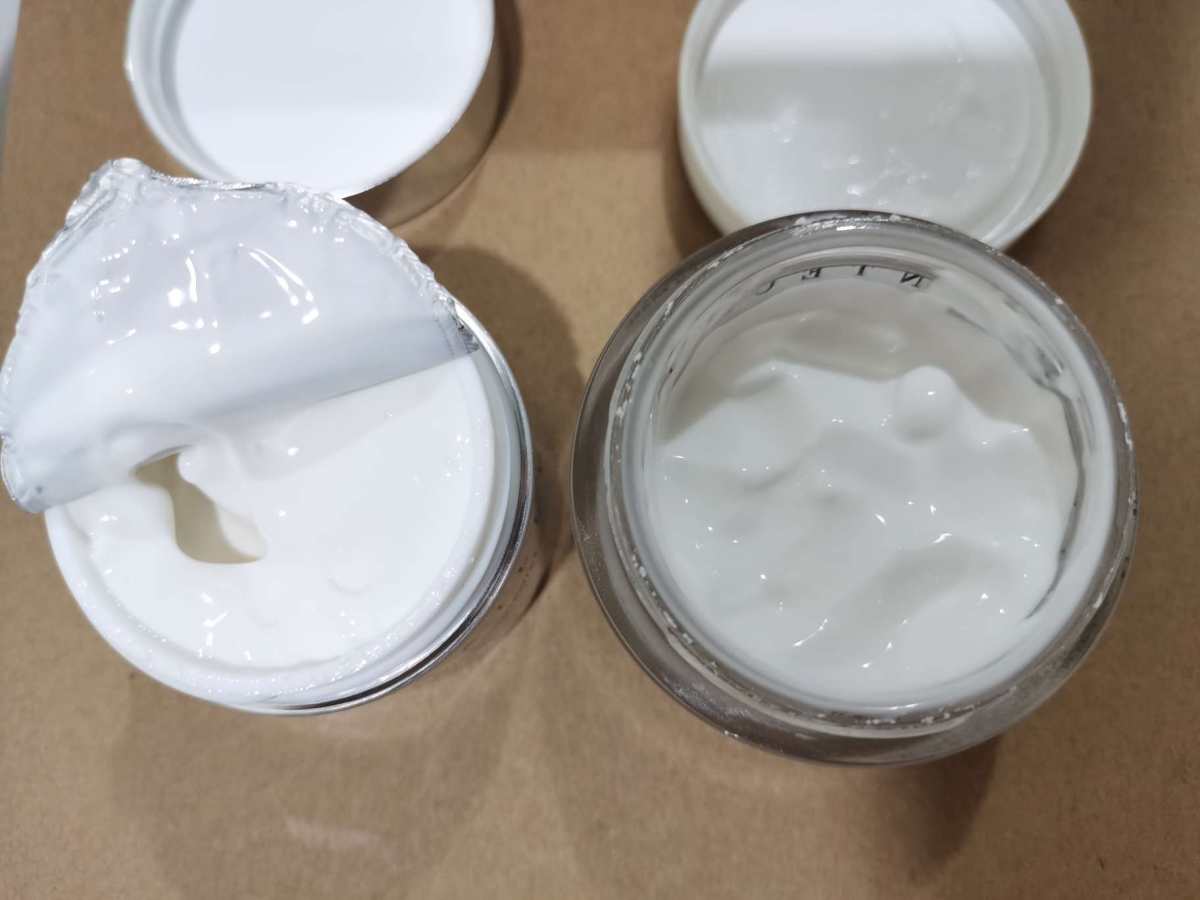 ✅香缇卡家有好几款涂抹面膜，其中钻石面膜和花妍面膜比较出名，