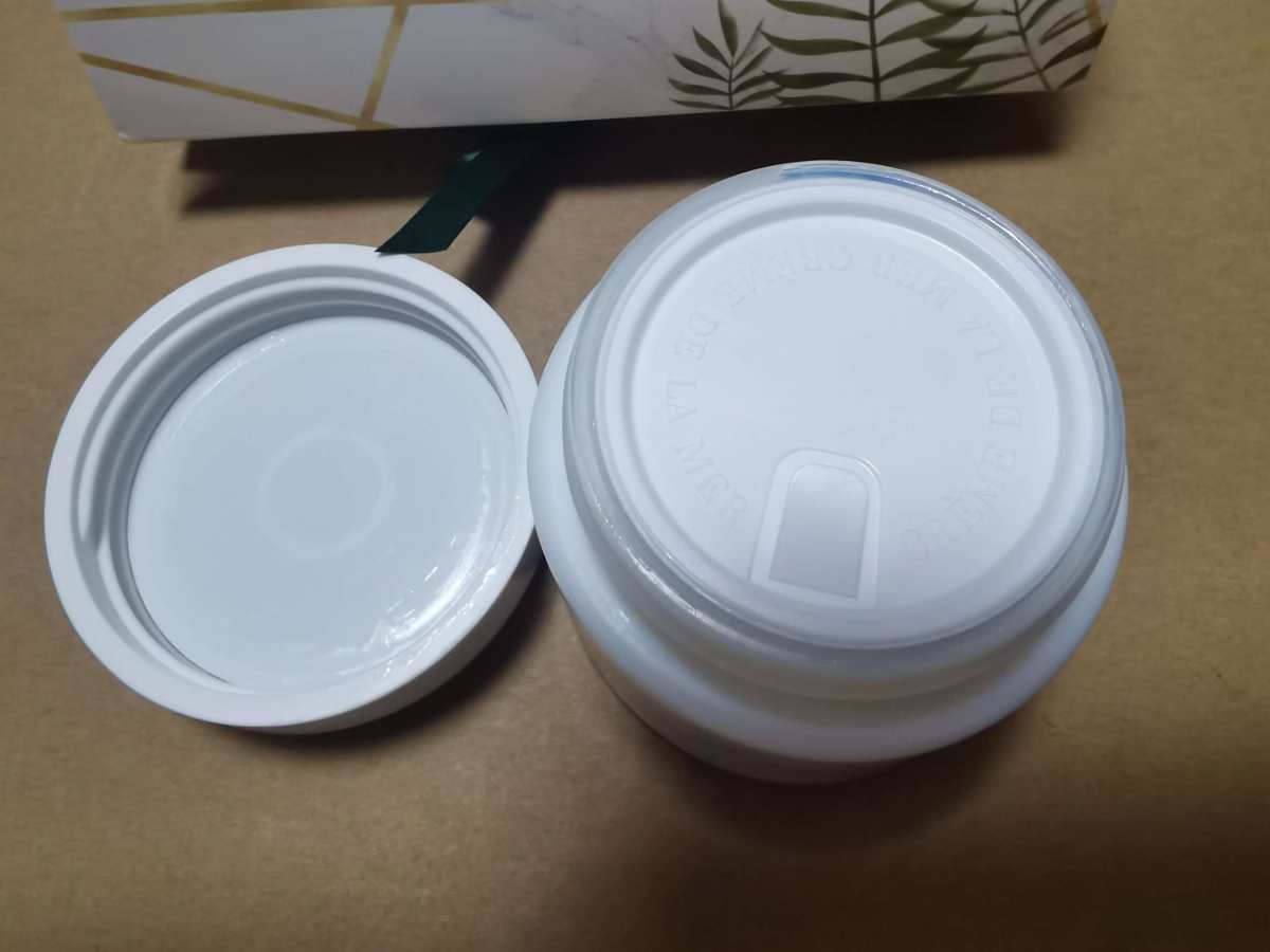 ✅LAMER家的明星产品无疑就是他家的经典修复面霜，也称精华