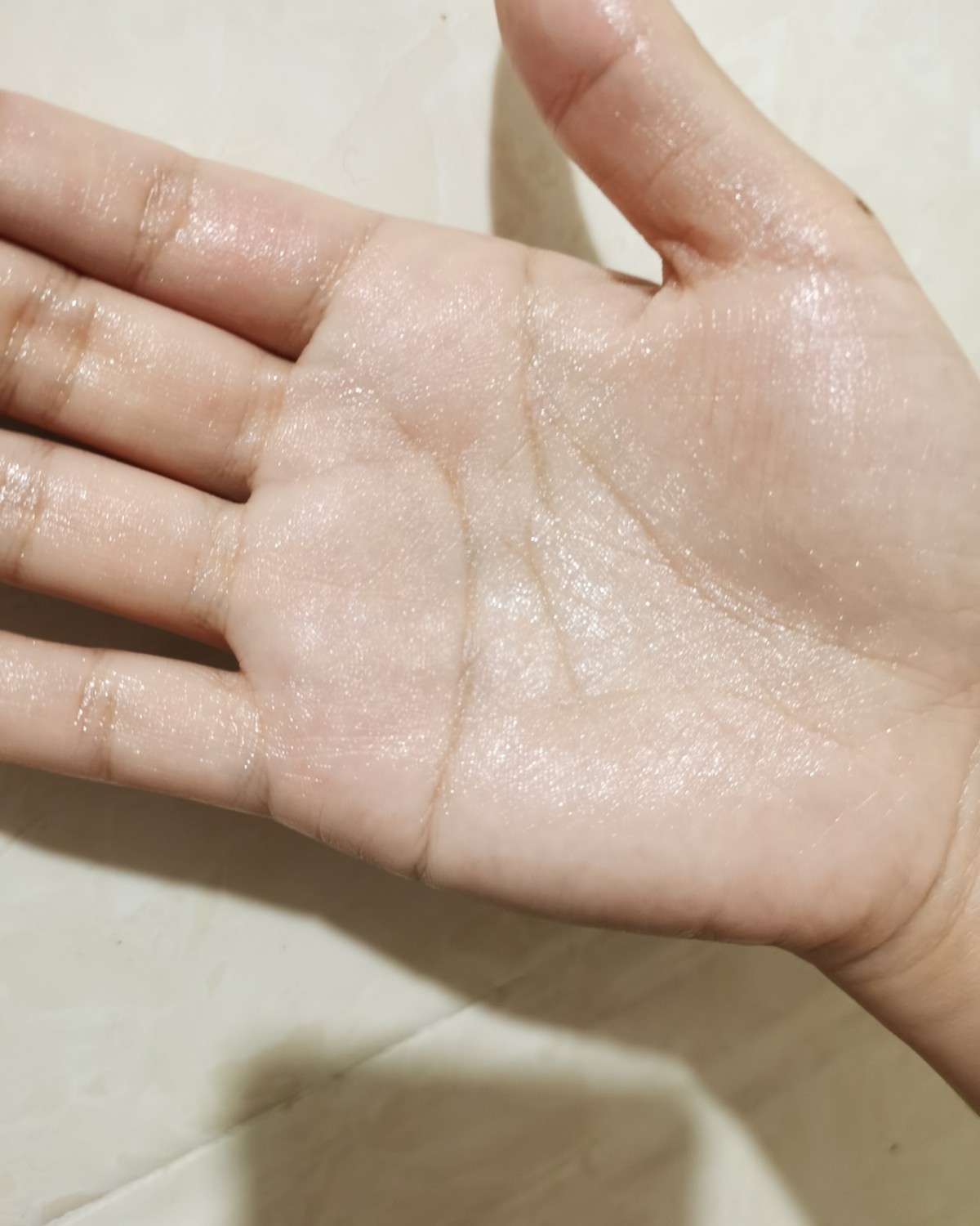 ✅LAMER家的明星产品无疑就是他家的经典修复面霜，也称精华
