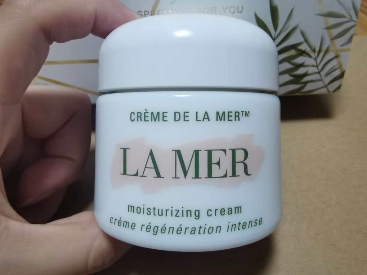 ✅LAMER家的明星产品无疑就是他家的经典修复面霜，也称精华