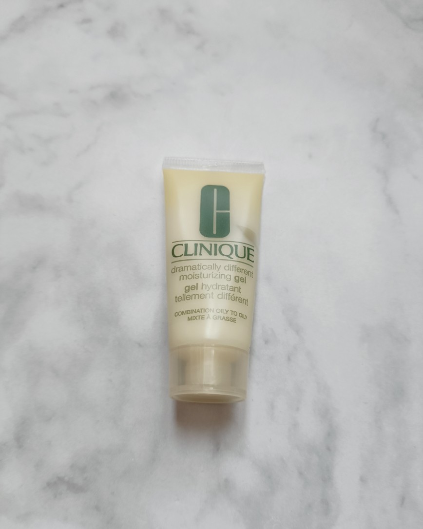 倩碧的黄油我不是说只能学生党使用，只是学生党用它的话性价比高