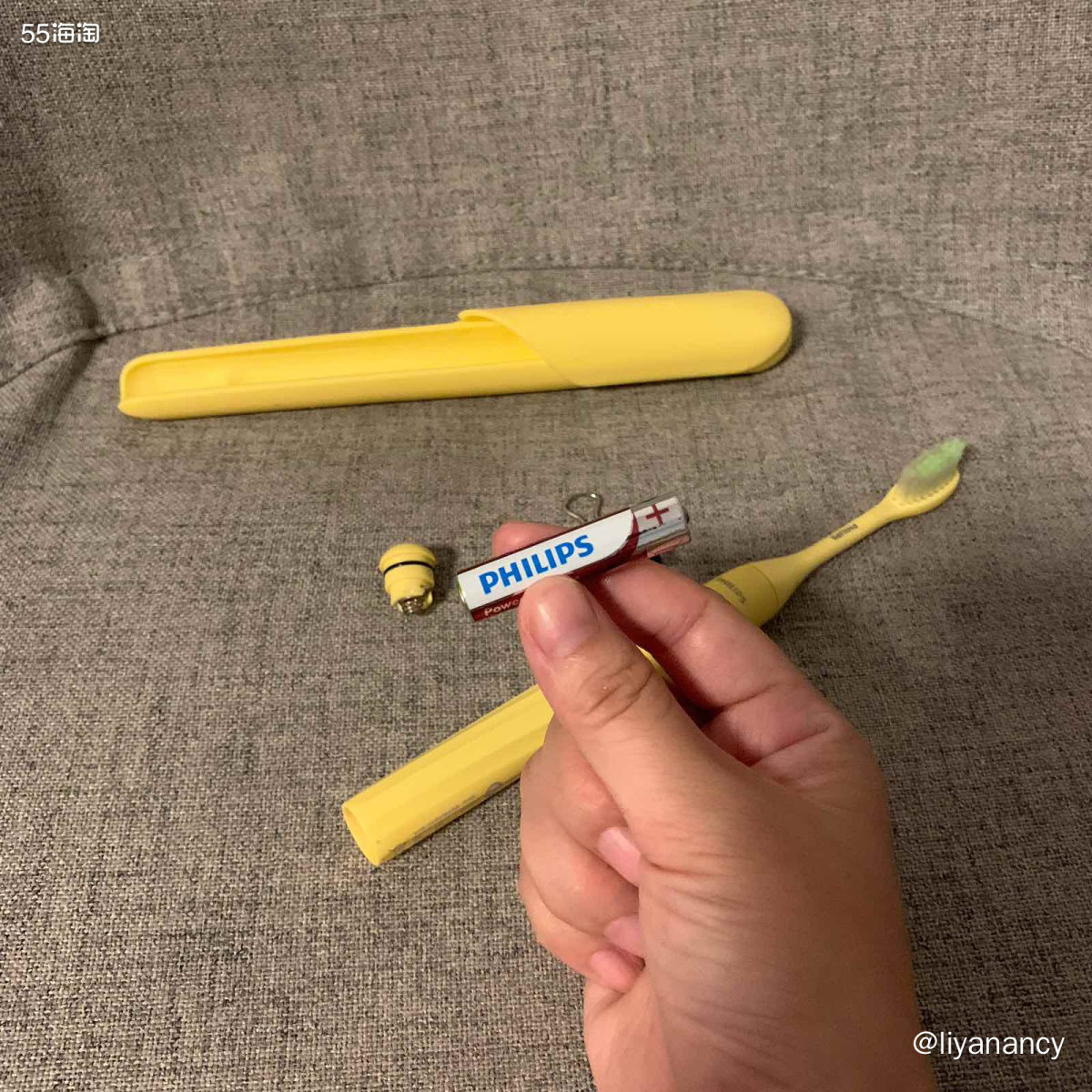 ✨使用电动牙刷也好多年了，从飞利浦的薰衣草色牙刷，到粉色的钻