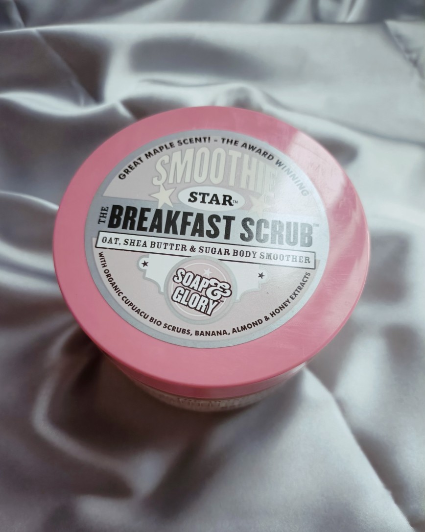 近期我用到最最喜欢的单品之一就是soap&glory的身体磨