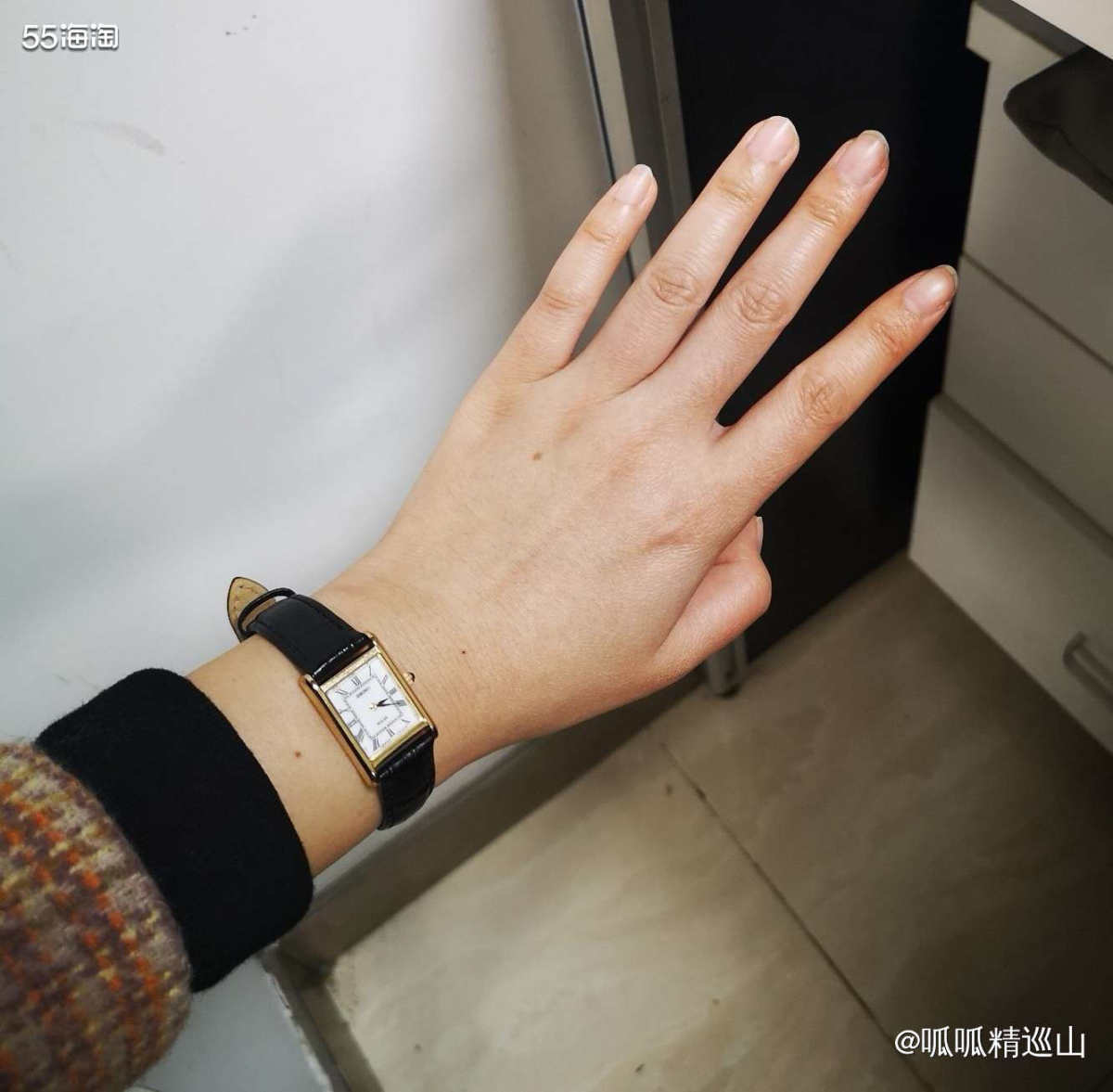 这款 Seiko SUP250 精工太阳能女士时尚石英腕表，