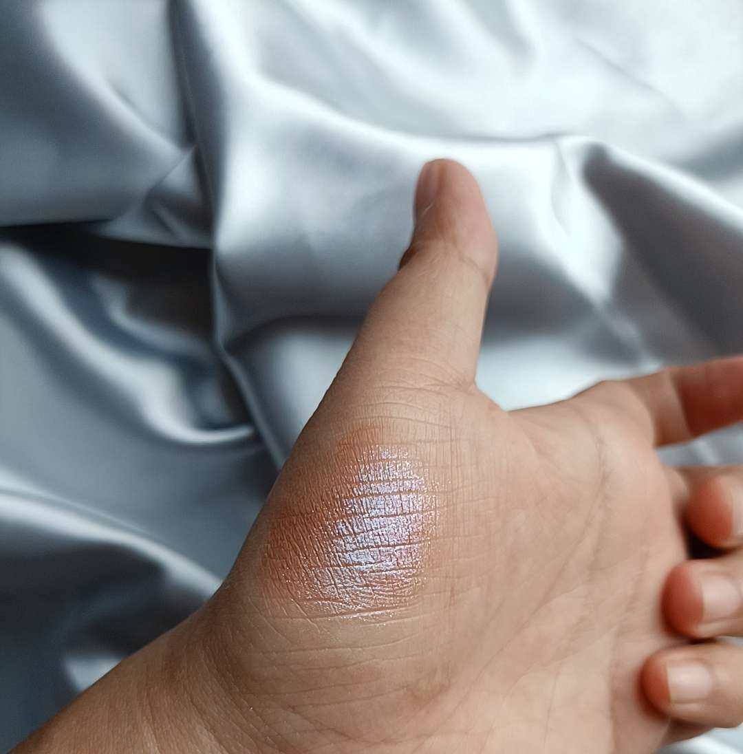✅测评单品: Mac单色眼影Soft brown      