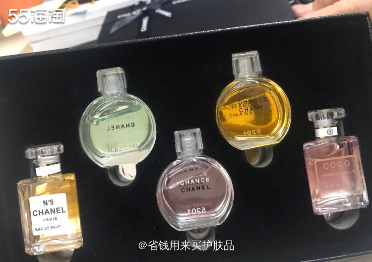 一百多拥有香奈儿5支经典香水!💕  🌟这个套盒简直绝了,