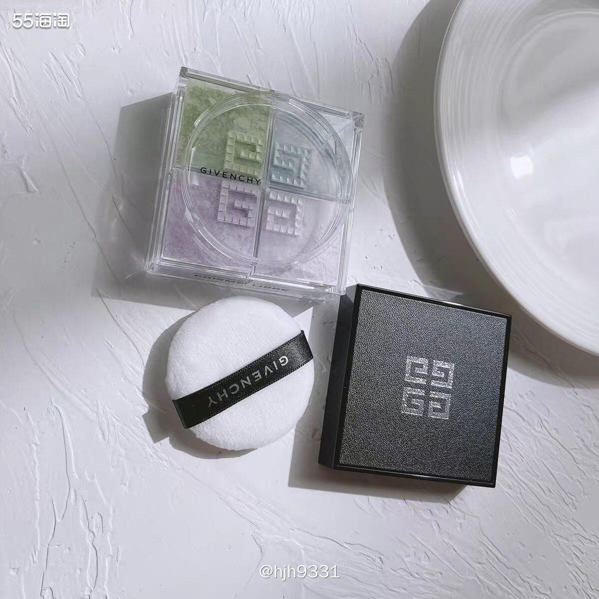 ✨大名鼎鼎的纪梵希明星四宫格散粉，也算是老网红了，也是纪梵希