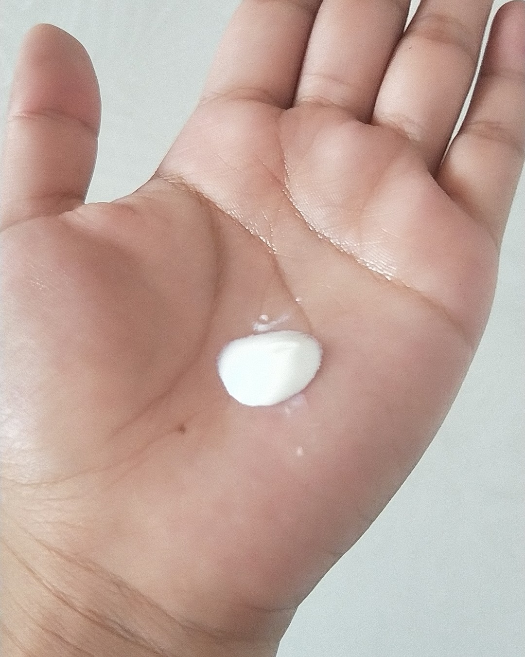 💟薇诺娜也是近来比较火的一个品牌，主要是其品牌的产品很适合