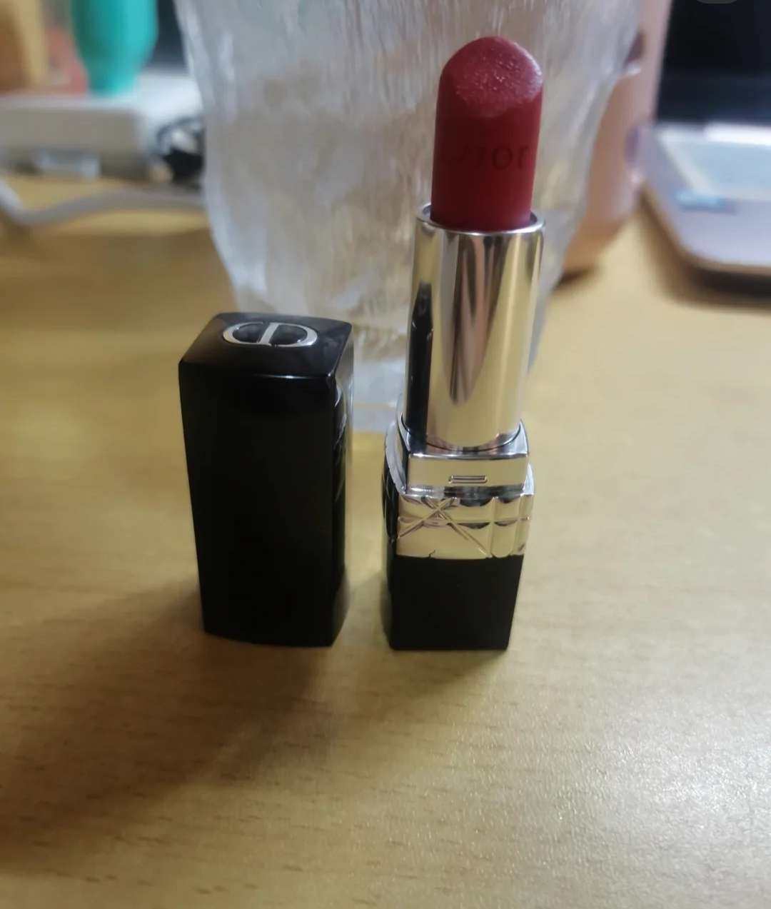 💥这篇想说的其实是各种口红，也不局限于dior。作为一个海