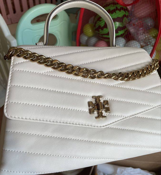 买过toryburch官网的集美们进，你们买的tory bu