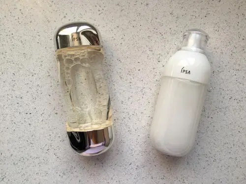 🍀cosme介绍：可能关注日系护肤品的小伙伴应该知道cos