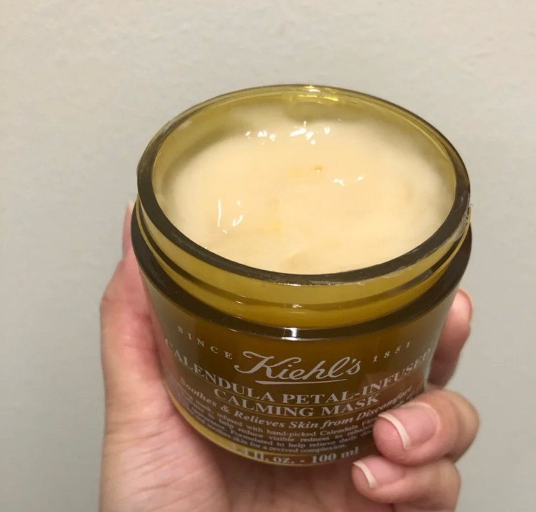 🟡 科颜氏金盏花面膜，一款保湿舒缓的花瓣面膜。  ▫️现在