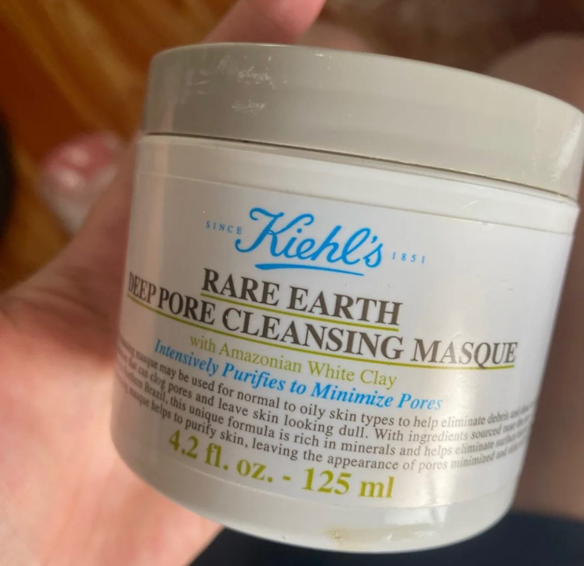 买了很久的科颜氏白泥，之前一直用了都没感觉到效果，偶然看到一
