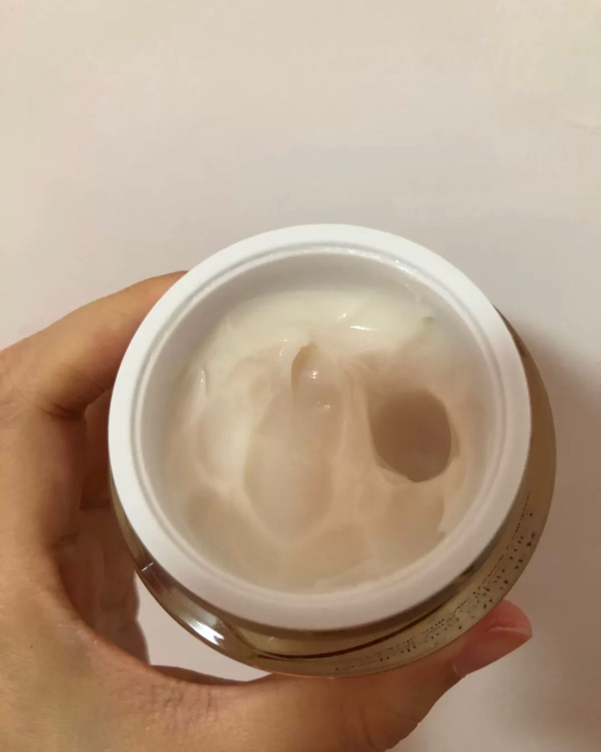 ⭕️雅诗兰黛家的明星产品多效智妍面霜，含有多种抗老因子，激活