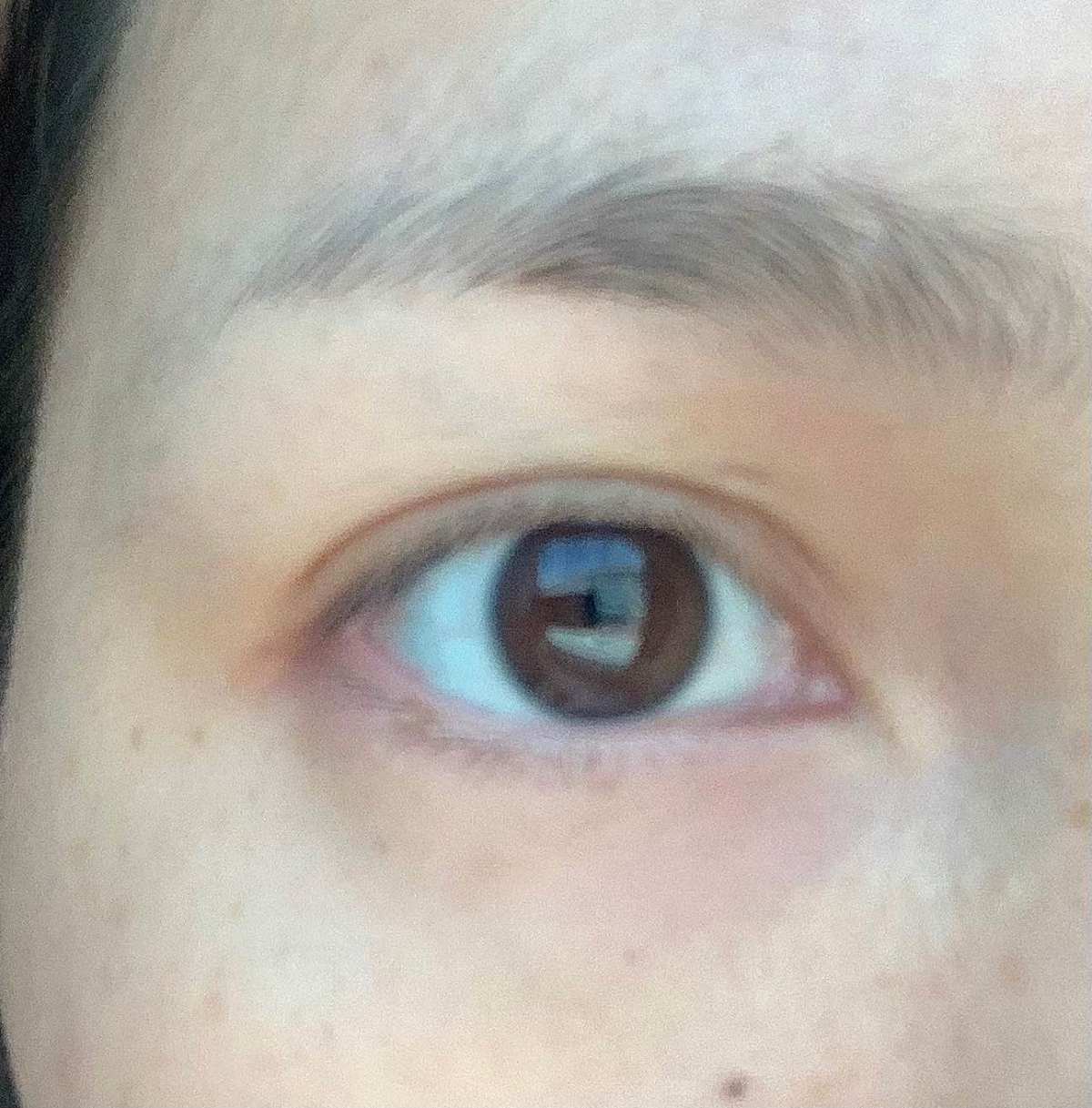 首先感谢55海淘给我这次试用的机会❣️ 因为眼白比较多 眼睛