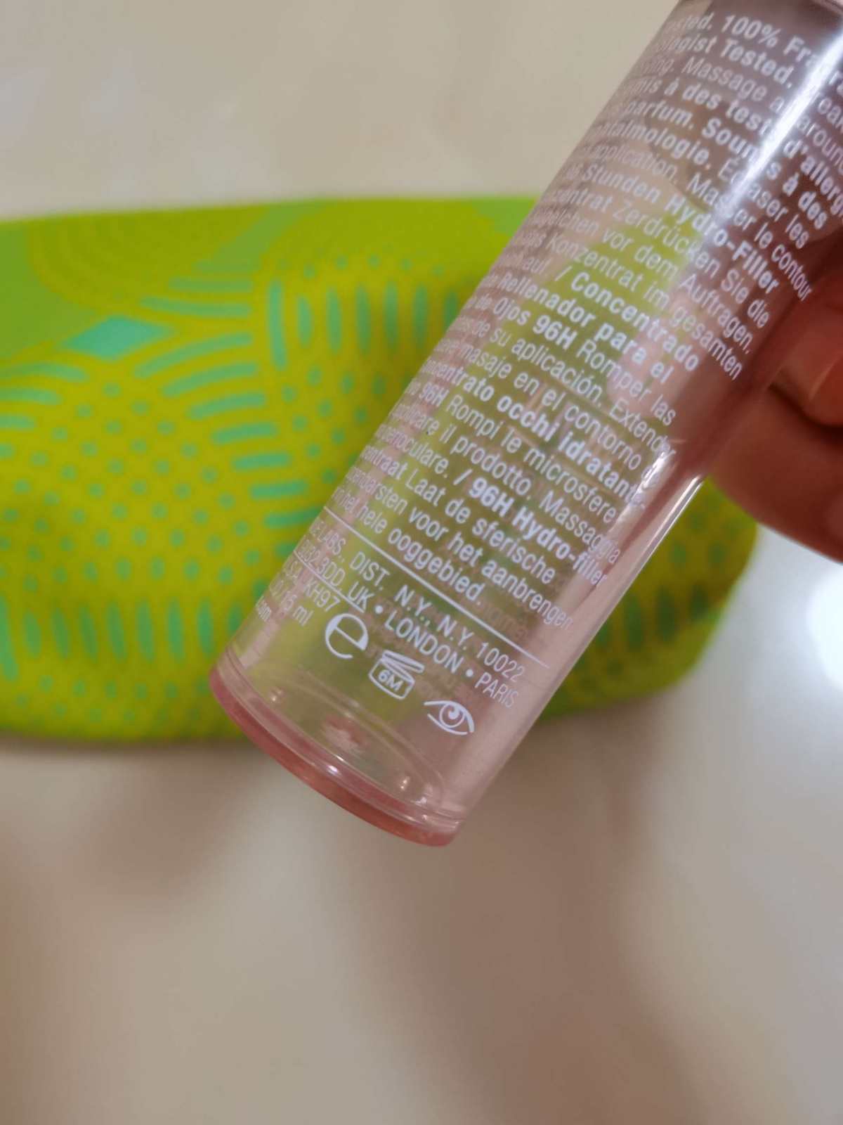 倩碧啵啵眼霜社区有姐妹用过吗？踩雷了，这款眼霜真不咋地，今晚