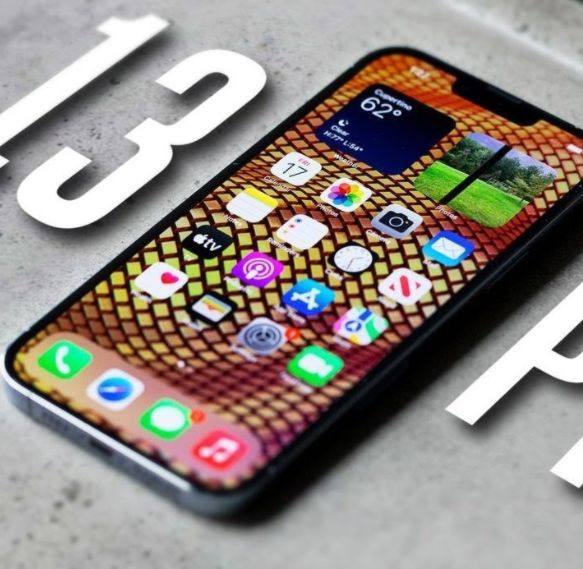 就在大家说经济不景气，今年不买iphone13的时候，朋友圈