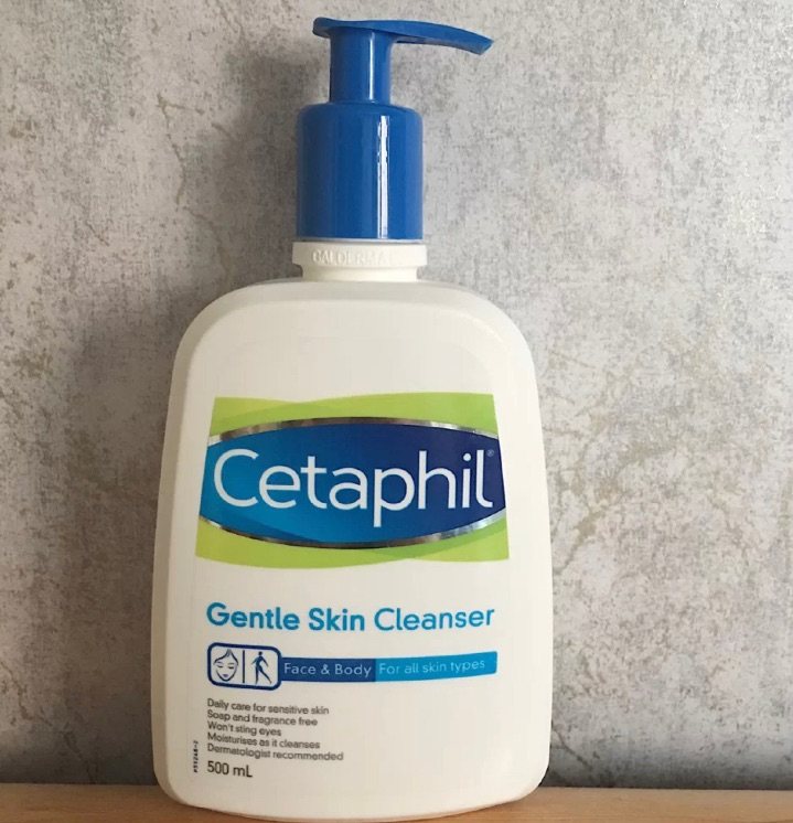 💙 丝塔芙洗面奶，去海外购买这款超级温和的清洁产品。  ▫