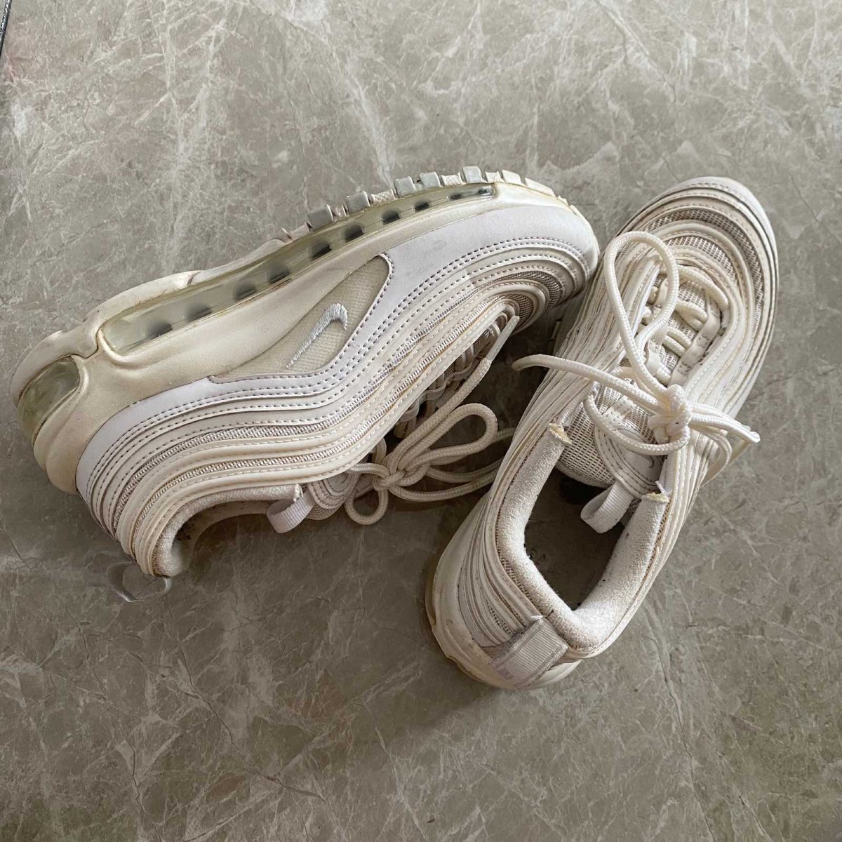 ☑️受疫情的影响，耐克的头系列也会有打折了，国内价格炒的还挺