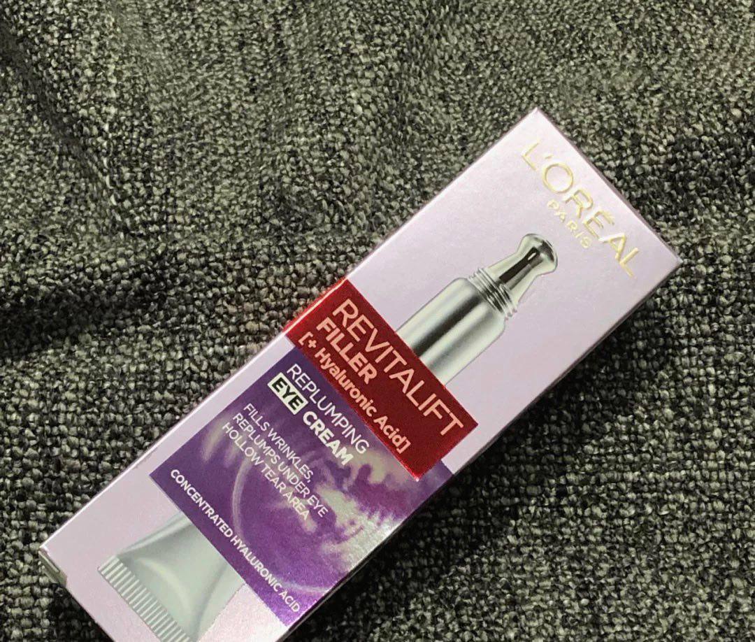 🌟巴黎欧莱雅作为一个被国人熟知的牌子近年来在海外购上面也低