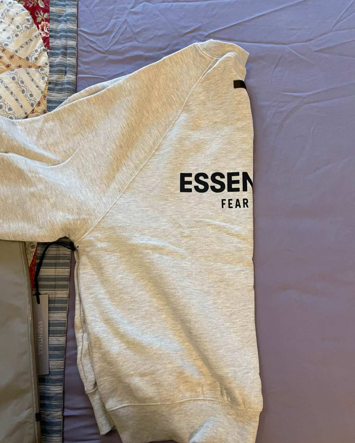 提起Fear of god,最近几年在潮流圈内可谓呼风唤雨，