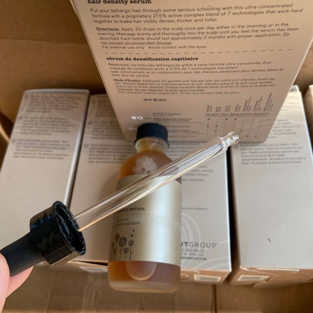 开箱啦，大名鼎鼎的GG液精华液头发增厚精华。本次买到的是普通