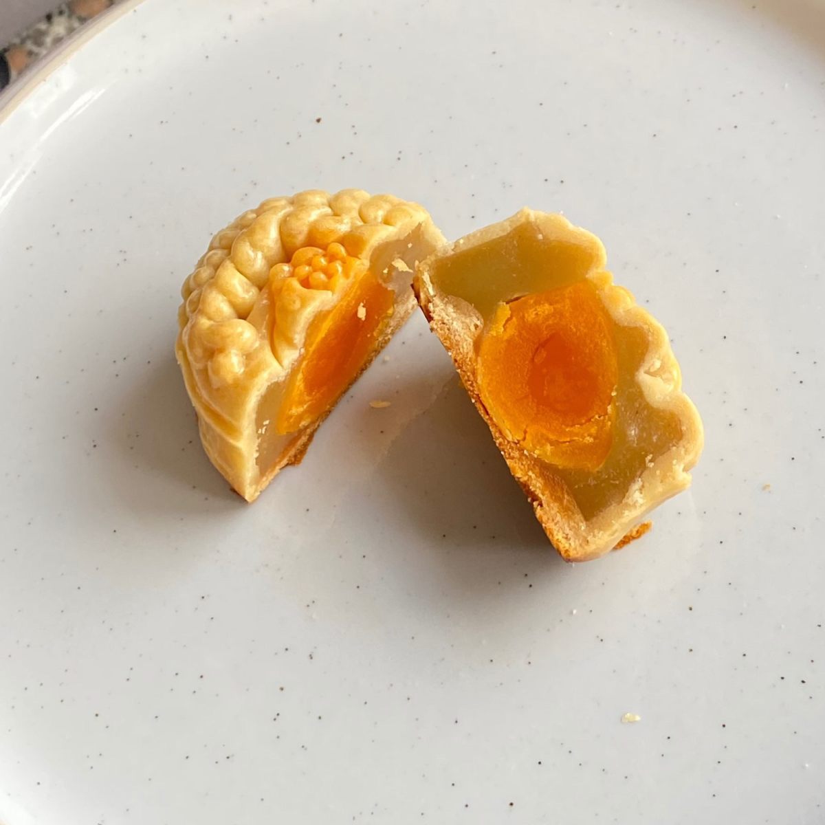 🥮今年的中秋因为不能回家～家里被堵了还怕出去了回不来，我想