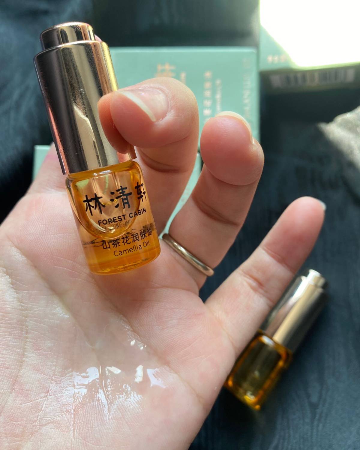 📣 林清玄山茶花润肤油，香味自然清香。  ▫️林清玄的这款
