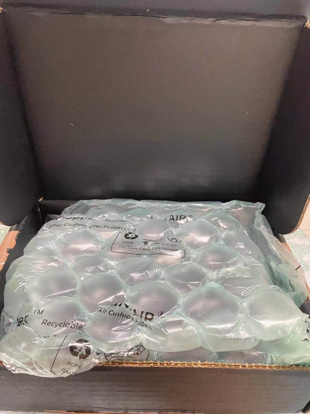 ✅开箱物品：Bobbi Brown 芭比波朗虫草粉底液  ✅