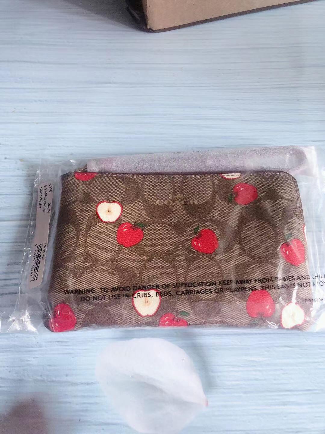 💠购买网站：Coach Outlet  💠购买物品：CO