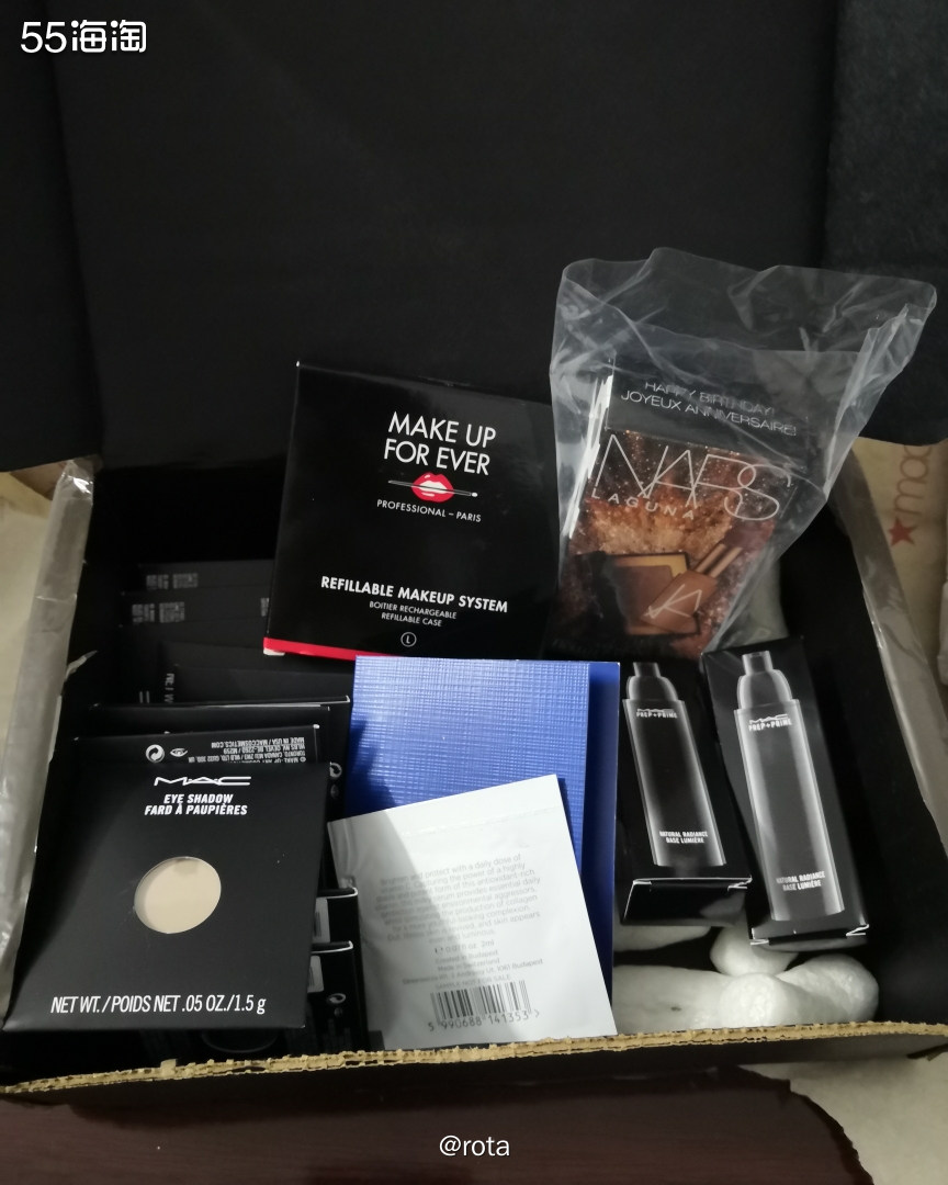 收到这个包裹的时候，我还满心激动，因为里面有一大堆omega