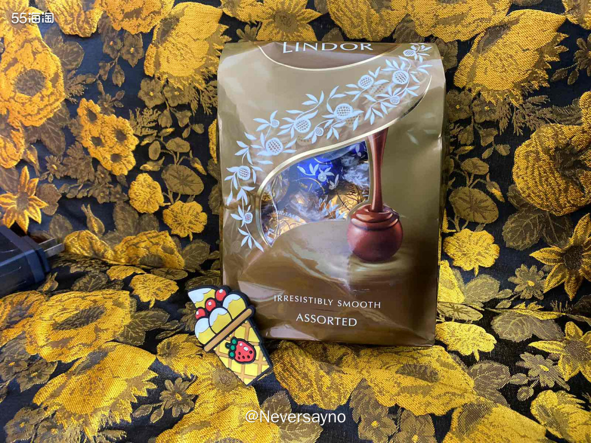 ✔️ 瑞士莲夹心巧克力，入口即化说的就是它没错。  🍫巧克