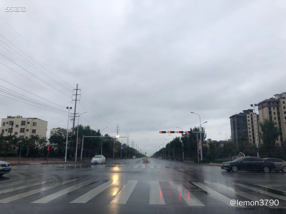 湿漉漉的十一假期，两天雨一下，冷了好多，昨天带娃去婆婆家穿了