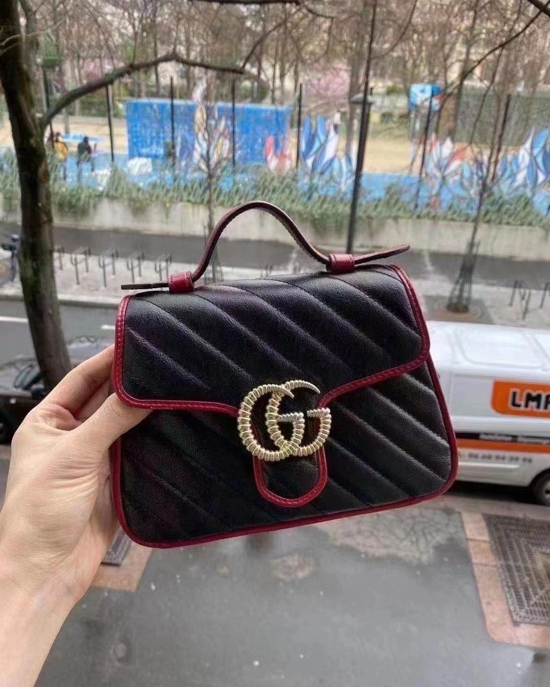 国内现货Gucci Marmont 手提邮差包  可斜挎可肩