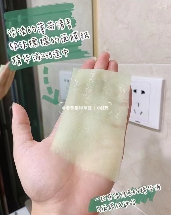 先说说图一，昨天带娃去游戏厅她爹打的战利品，超大个的娃娃，她