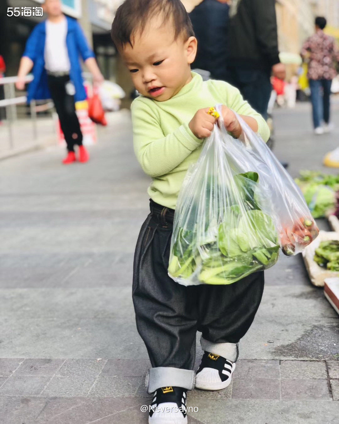 👉🏻阿迪贝壳头金标运动鞋，出镜率超高的一款鞋子。  ▪️