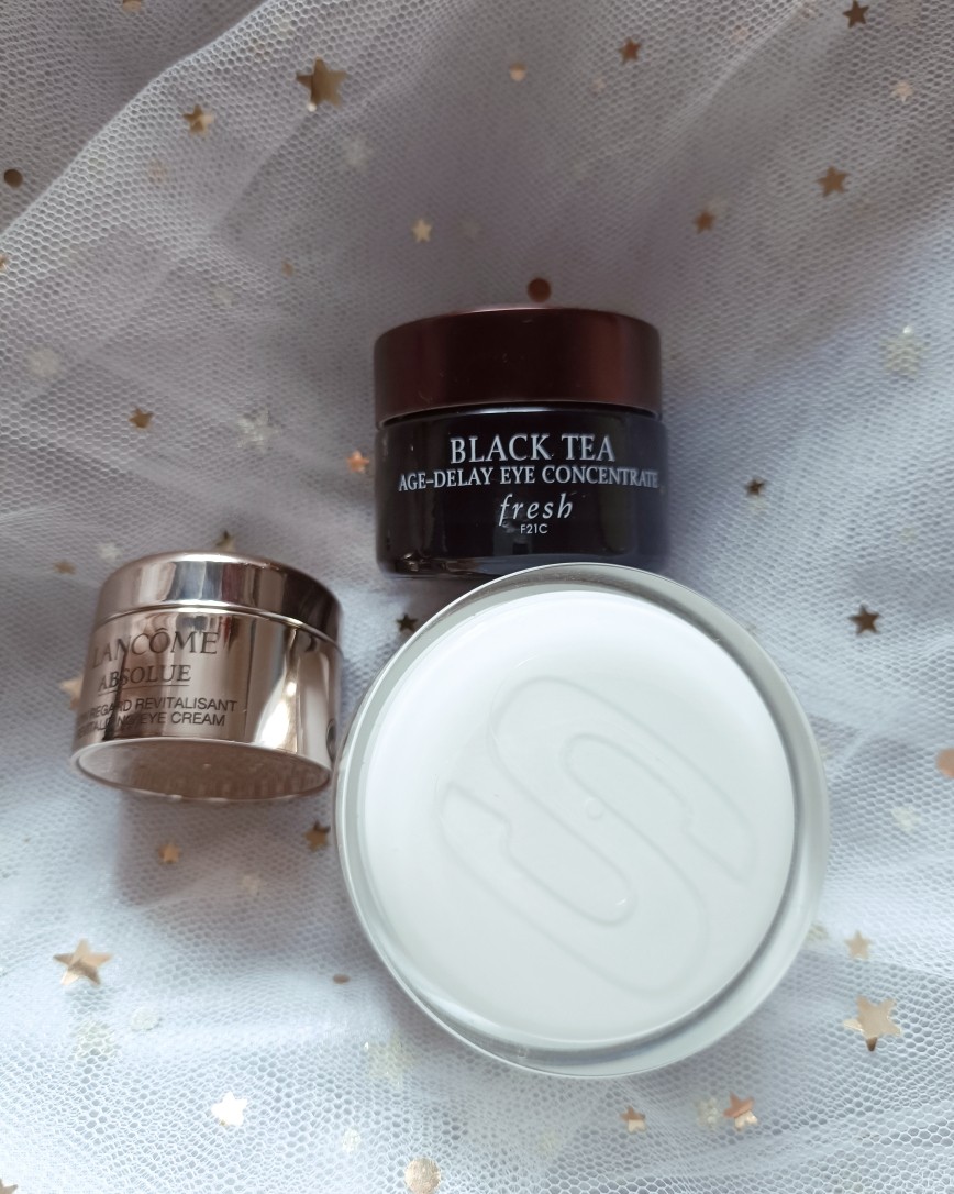 如果要在眼部产品选一件单品，那就是眼霜了，好的眼霜能淡化细纹