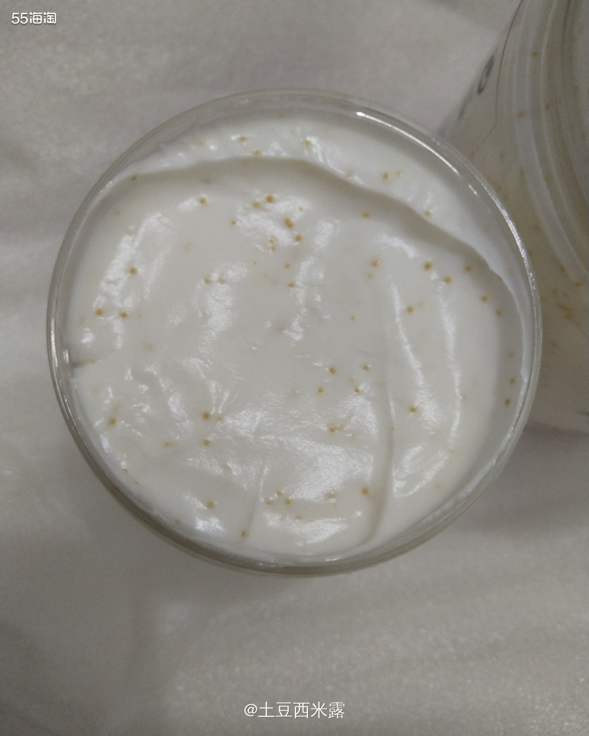 🌿雅顿绿茶身体乳是继玉泽身体乳后使用的，一大罐一挖就是，很