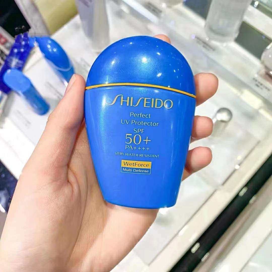 ❤️资生堂说到最出名的就是蓝胖子和安耐晒，今天先来讲蓝胖子，