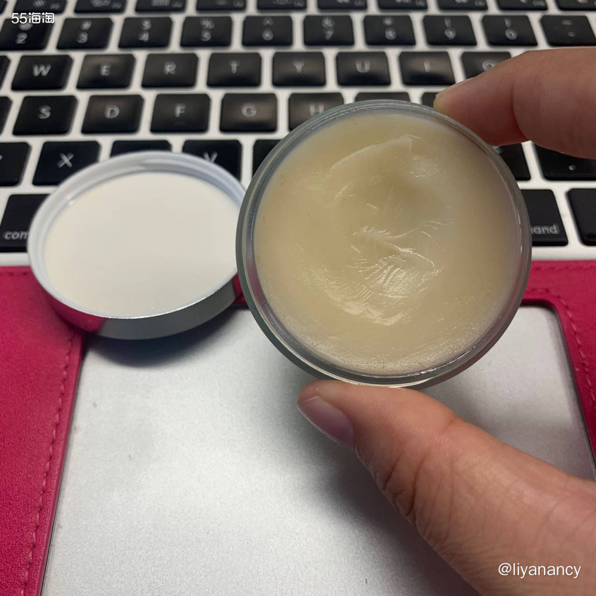 ✨秋天来了，嘴唇容易干裂，唇油用起来，不仅可以唇部保湿，而且