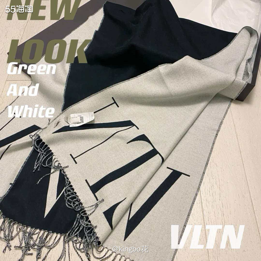 🔴秋冬时期街拍必备！华伦天奴 VLTN 围巾来了，简约百搭