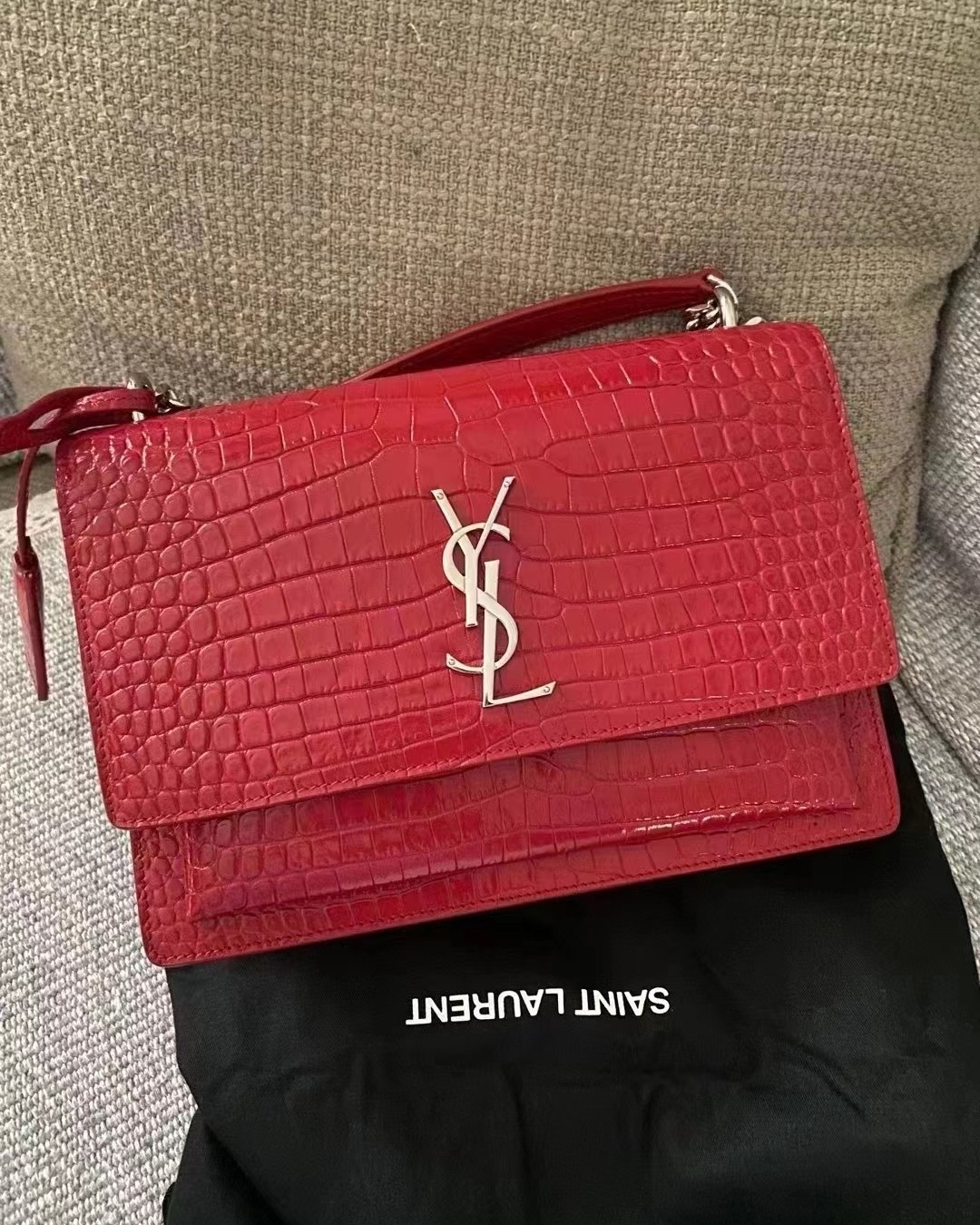 YSL 鳄纹sunset 中号 买婚包的抓紧 原价1890欧