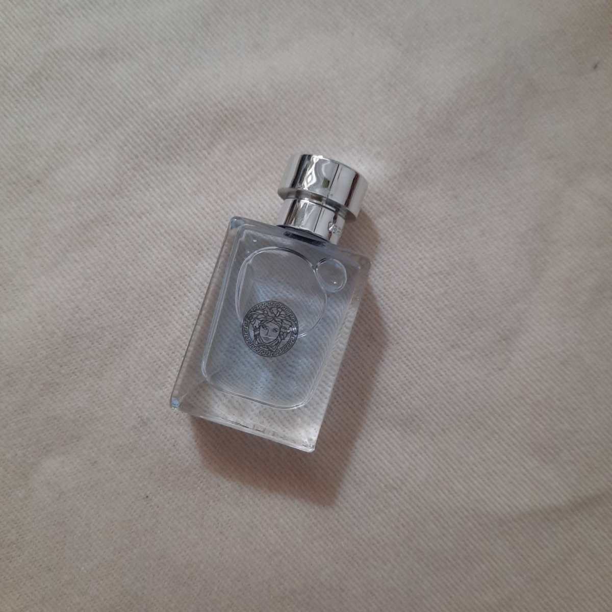 ❤️范思哲**男香，想必大家都很熟悉，女生送男生礼物必买香水