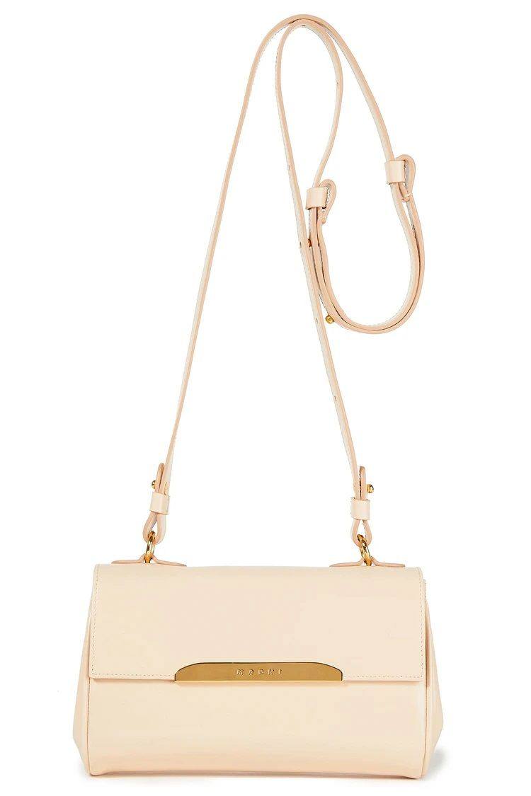 今年的Marni，风很大。各大时尚男星，从卫衣到包包。让我不